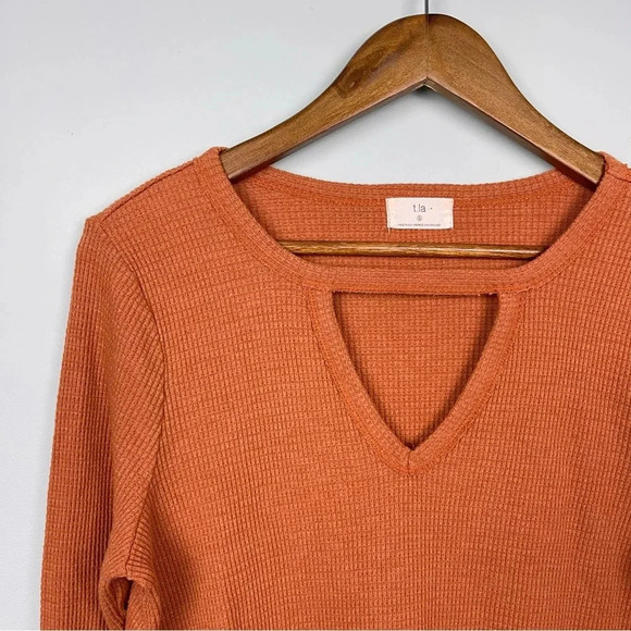 Anthropologie T.La Nadia Waffle Knit Cut-Out Top - Picture 3 of 6